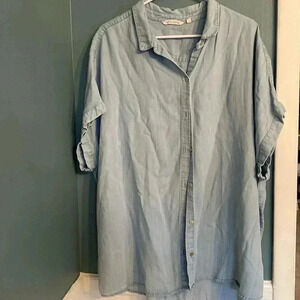 Soft Surroundings 3x short sleeve button up - light blue